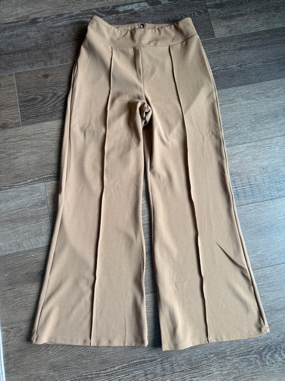 NWOT Zenana Outfitters High-Waist Flare Dress Pants in Camel Brown